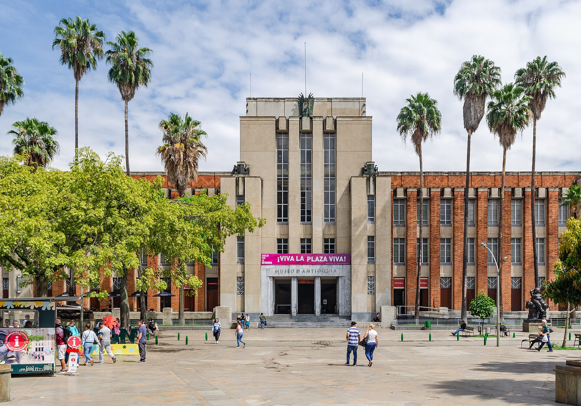 Entrada del Museo de Antioquia en Medellín