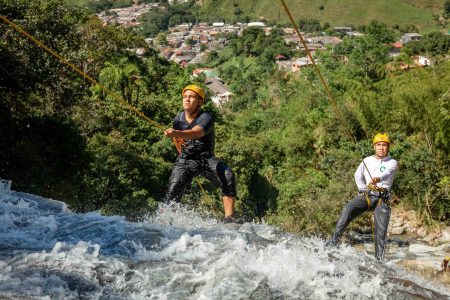 Aventura y Adrenalina en los Charcos de Cisneros