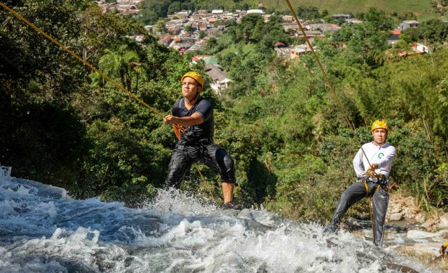 Aventura y Adrenalina en los Charcos de Cisneros